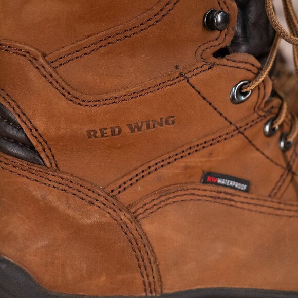 Red Wing Men\'s Work Boot 9.5 D